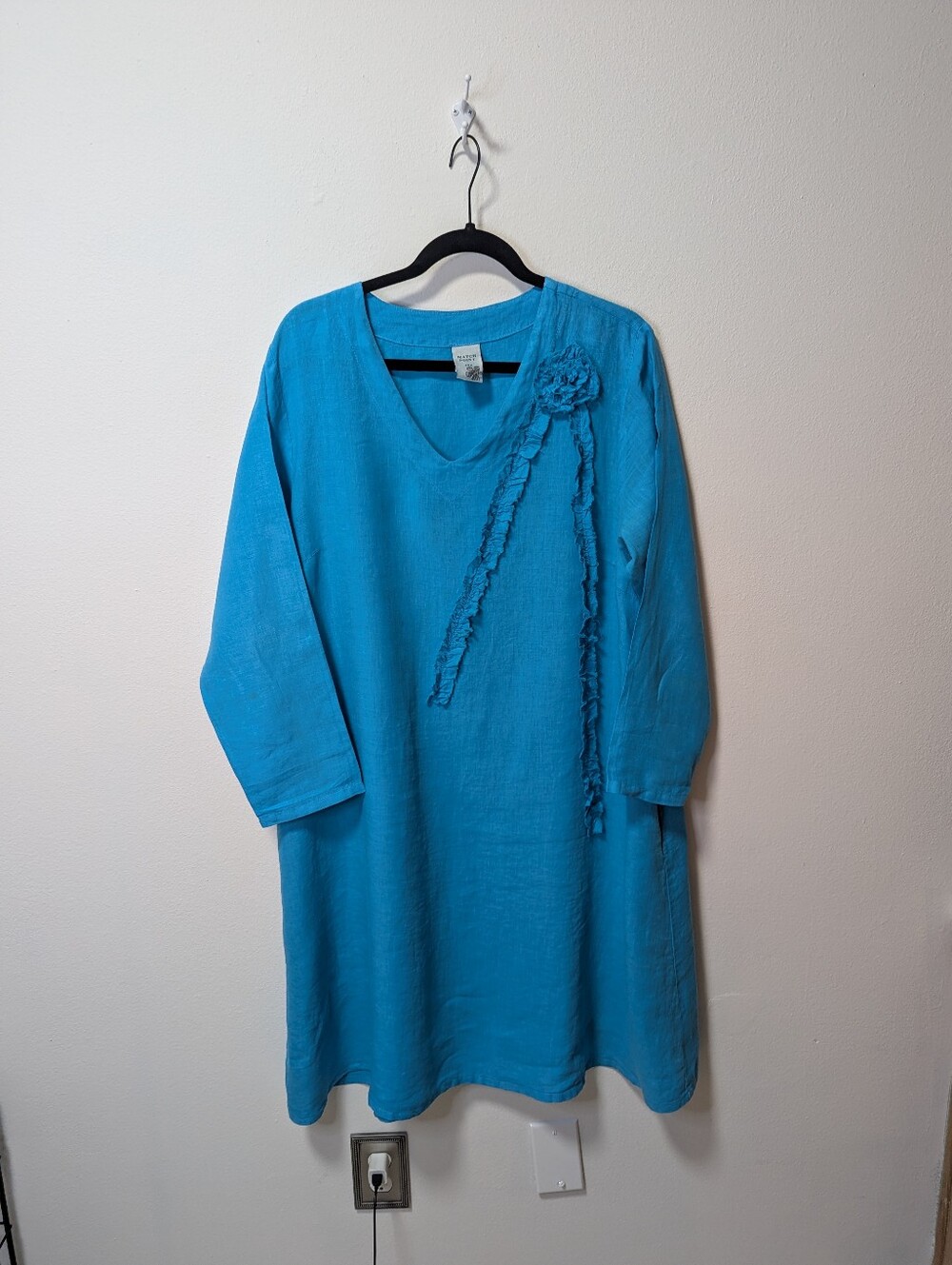 Match Point Turquoise V-Neck 100 percent linen Dress with Floral Accent